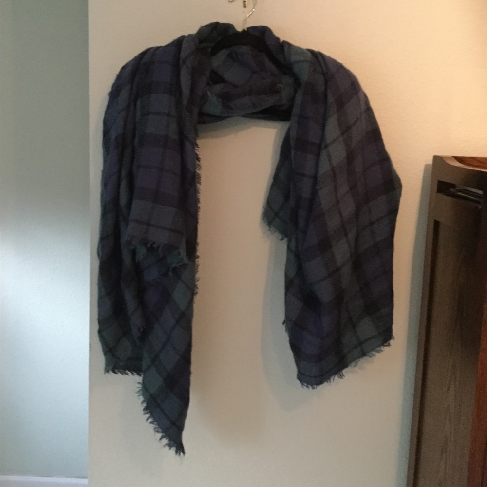 Blue and green scarf